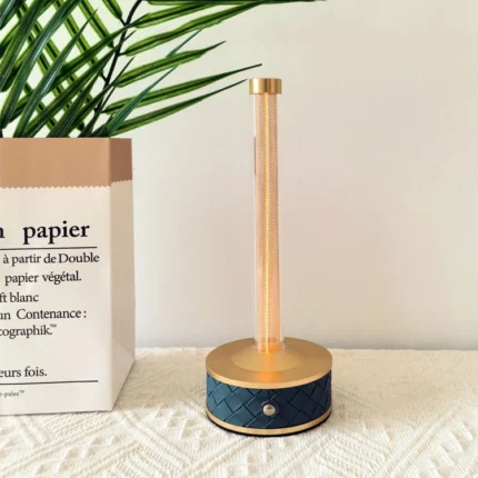 New Style Luxury Dinning Table Lamp Minimalist Design Restaurant Rechargeable Table Lamp